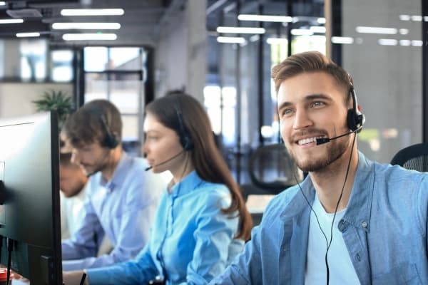 person working in a call center